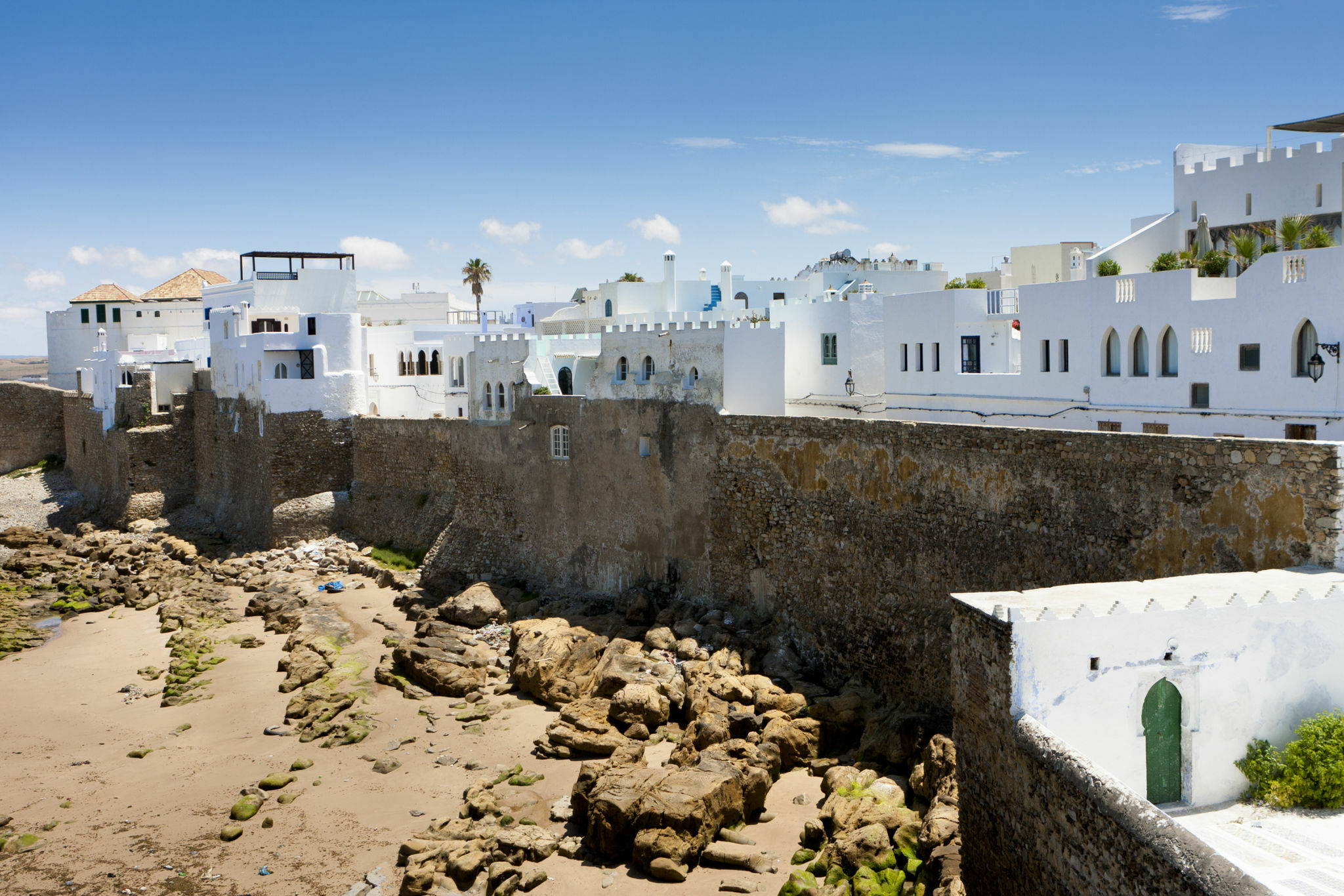 Moroccan Beach Escapes: Seaside Paradises & Activities