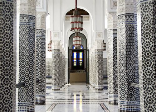The Beauty of Moroccan Mosques: Architecture, History, and Cultural Significance